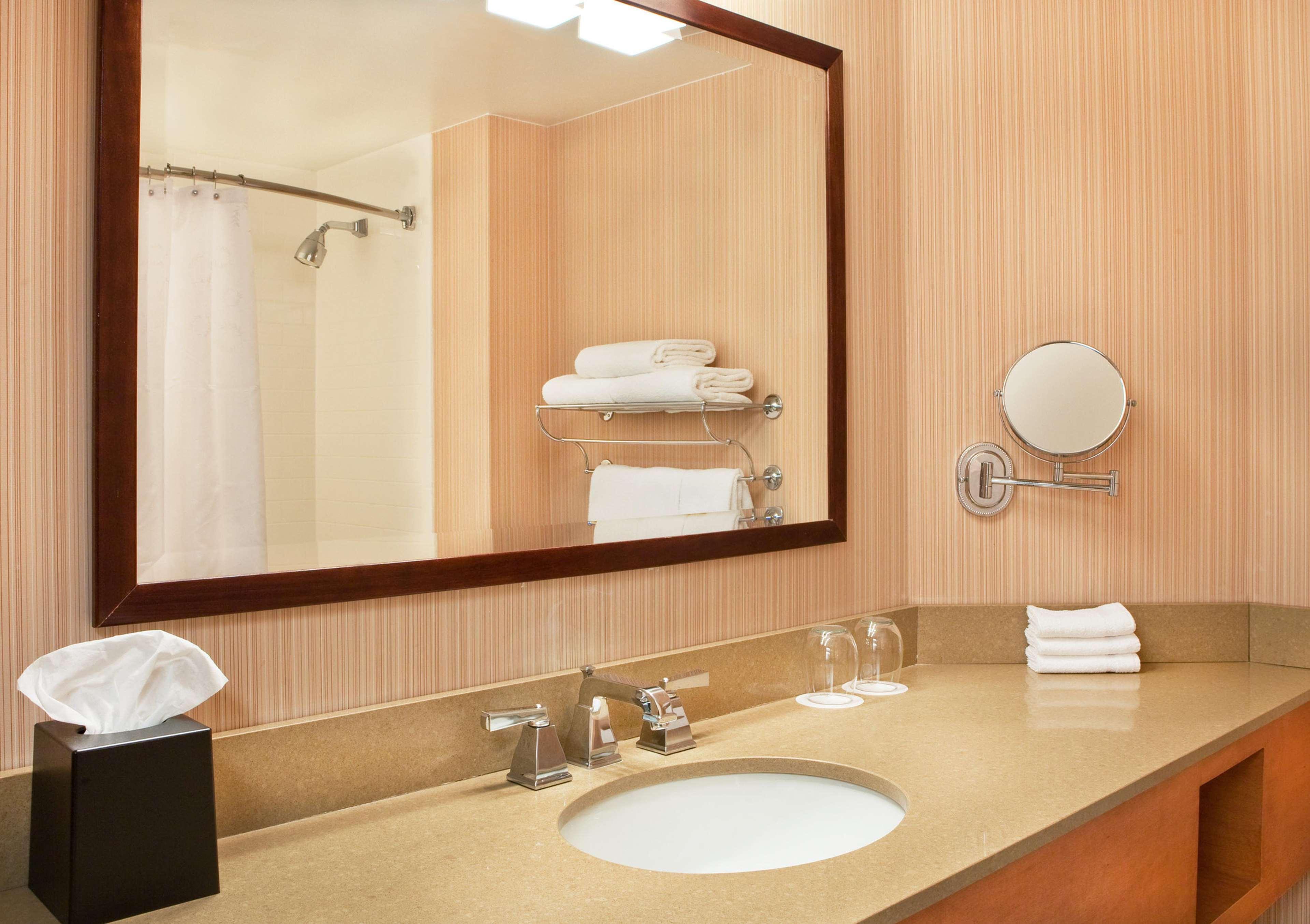 Doubletree By Hilton Hotel Burlington Vermont Esterno foto