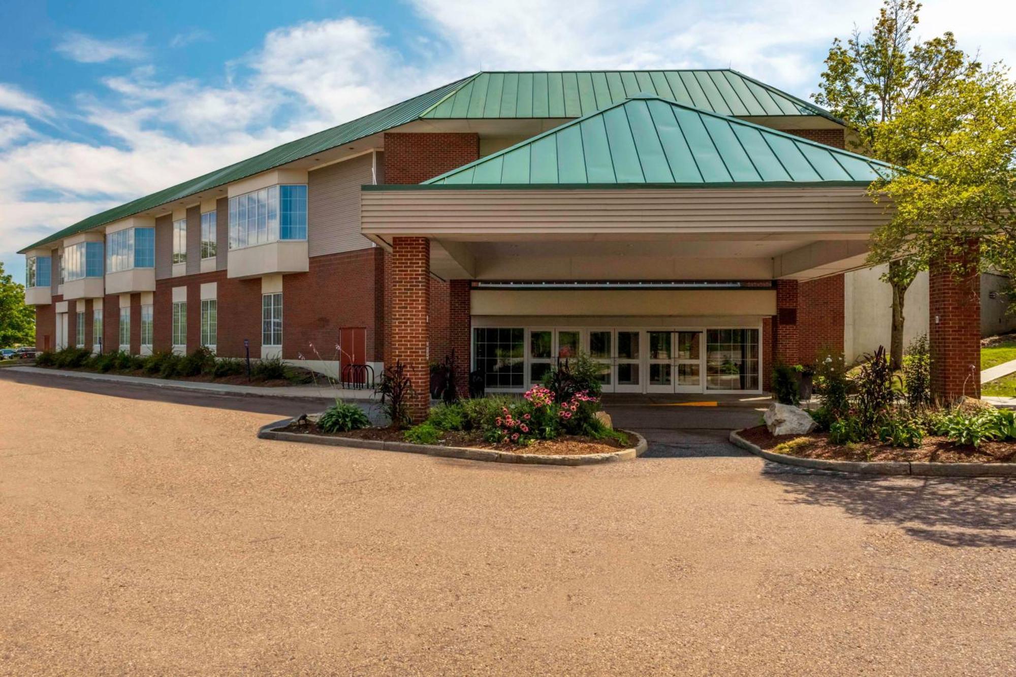 Doubletree By Hilton Hotel Burlington Vermont Esterno foto
